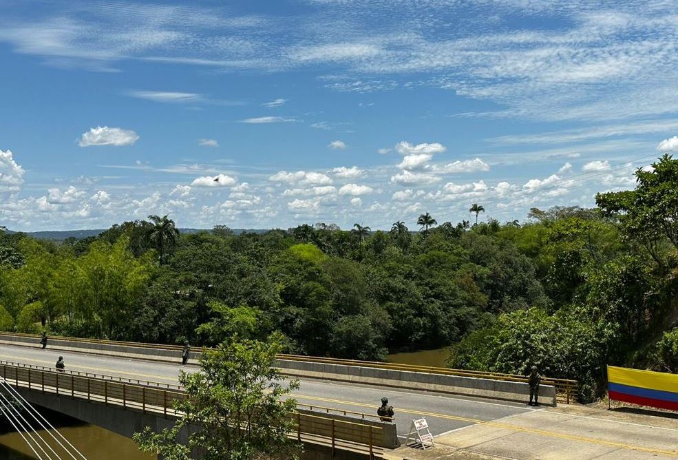 Militares en frontera 