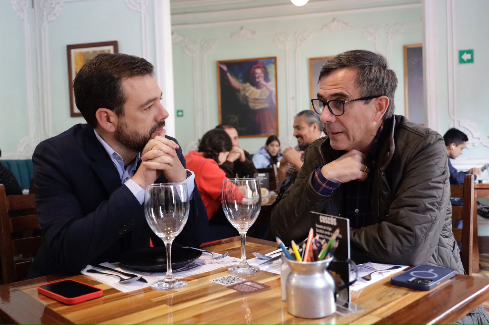 Carlos Fernando Galán en diálogo con Jorge Luis Vargas