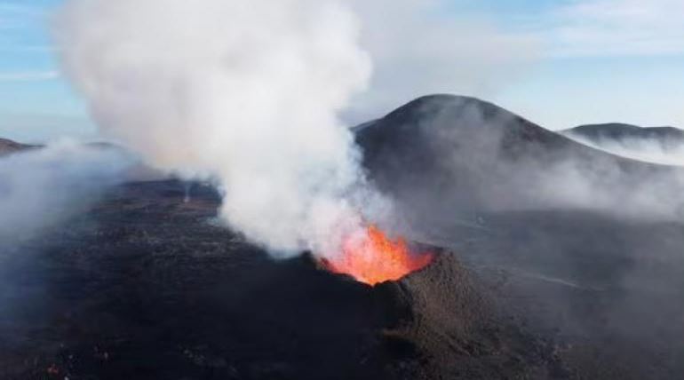Erupción volcánica 