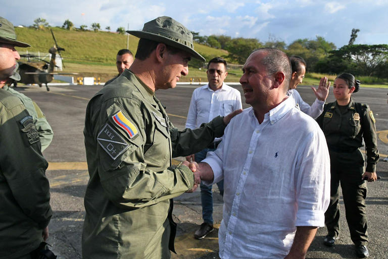 Gustavo Vélez, el alcalde más amenazado del país