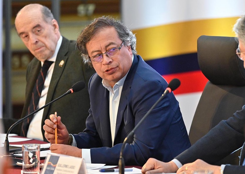 ¿Qué está pasando con la diplomacia colombiana? 