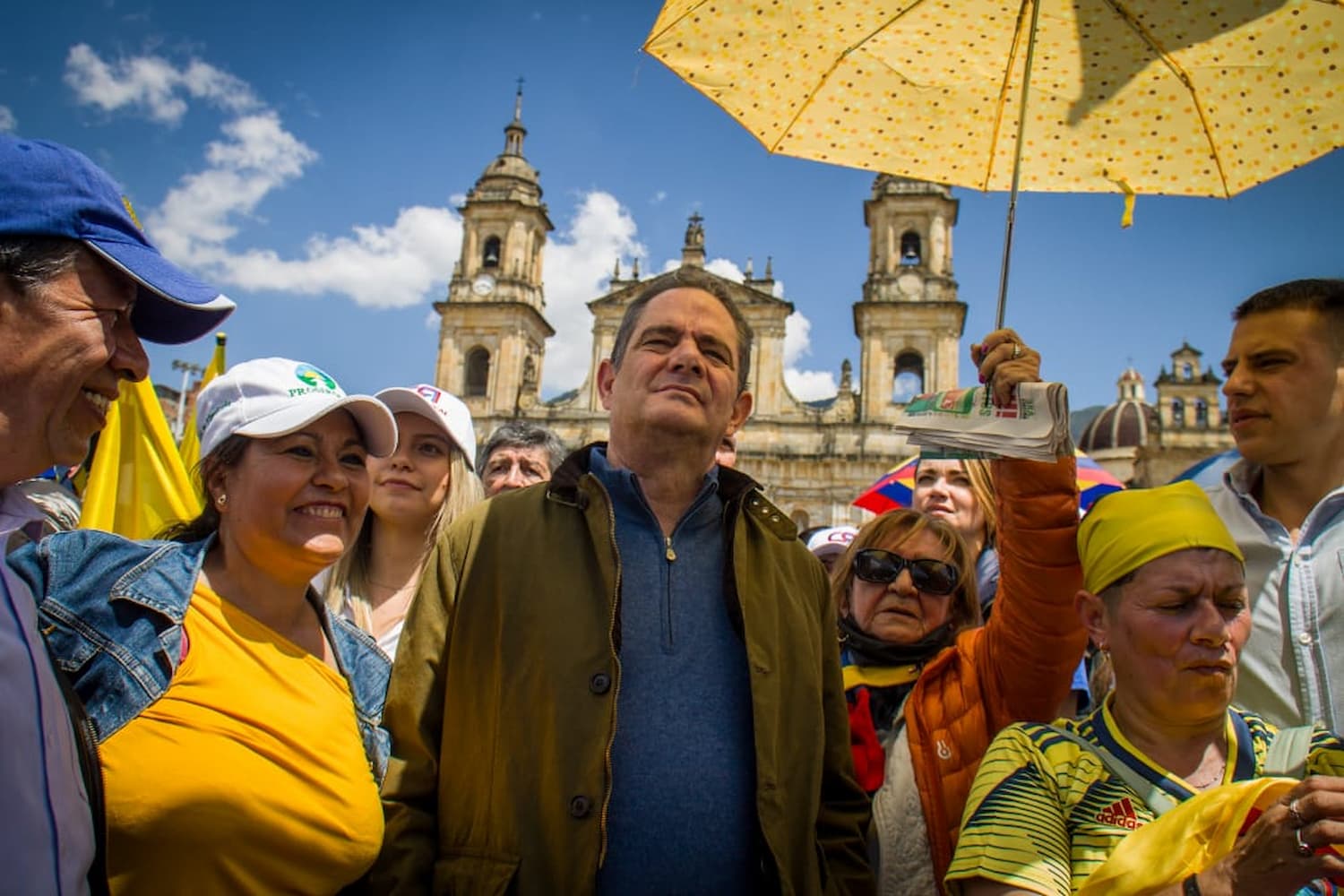 Vargas Lleras en movilización ciudadana en Bogotá