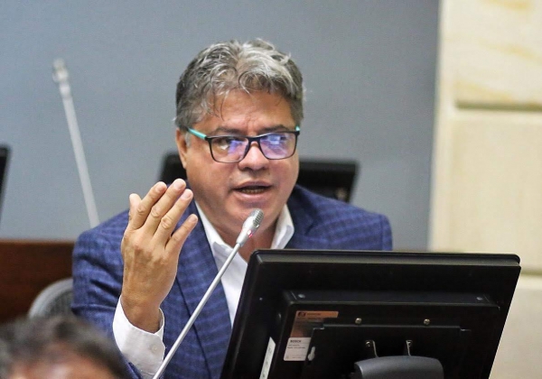 CNE investiga a La U y liberales por denuncias de Wilson Arias