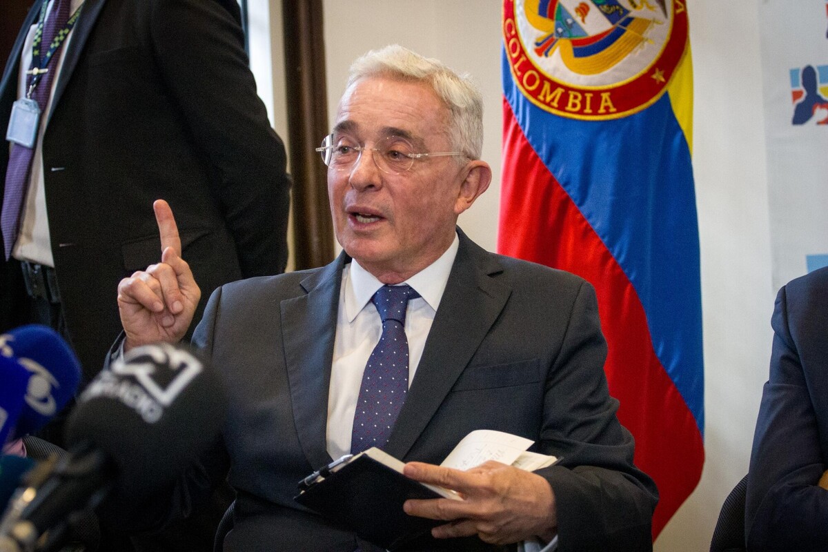 Álvaro Uribe expresidente de Colombia