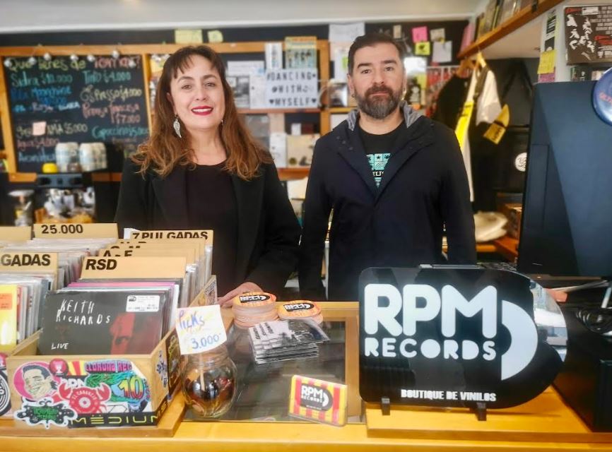 El renacer de los discos de vinilo en Bogotá