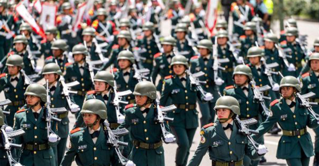 Desfile militar en Bogotá