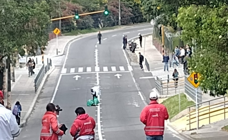 Bloqueo en la carrera 3A con Calle 26 