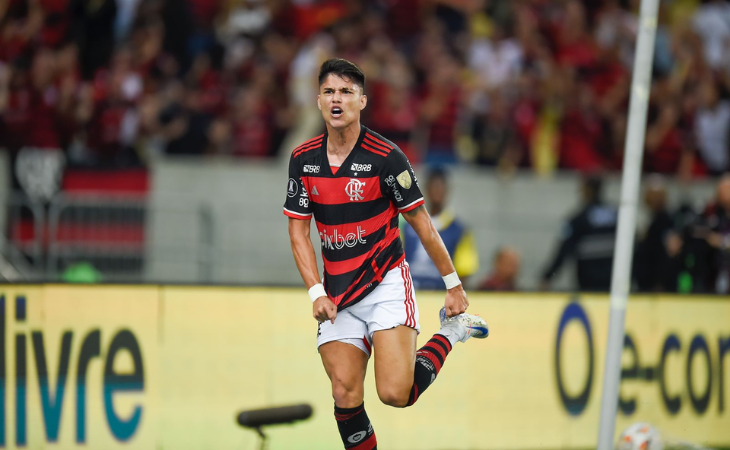 Flamengo ganó 2-0 ante Bolivar