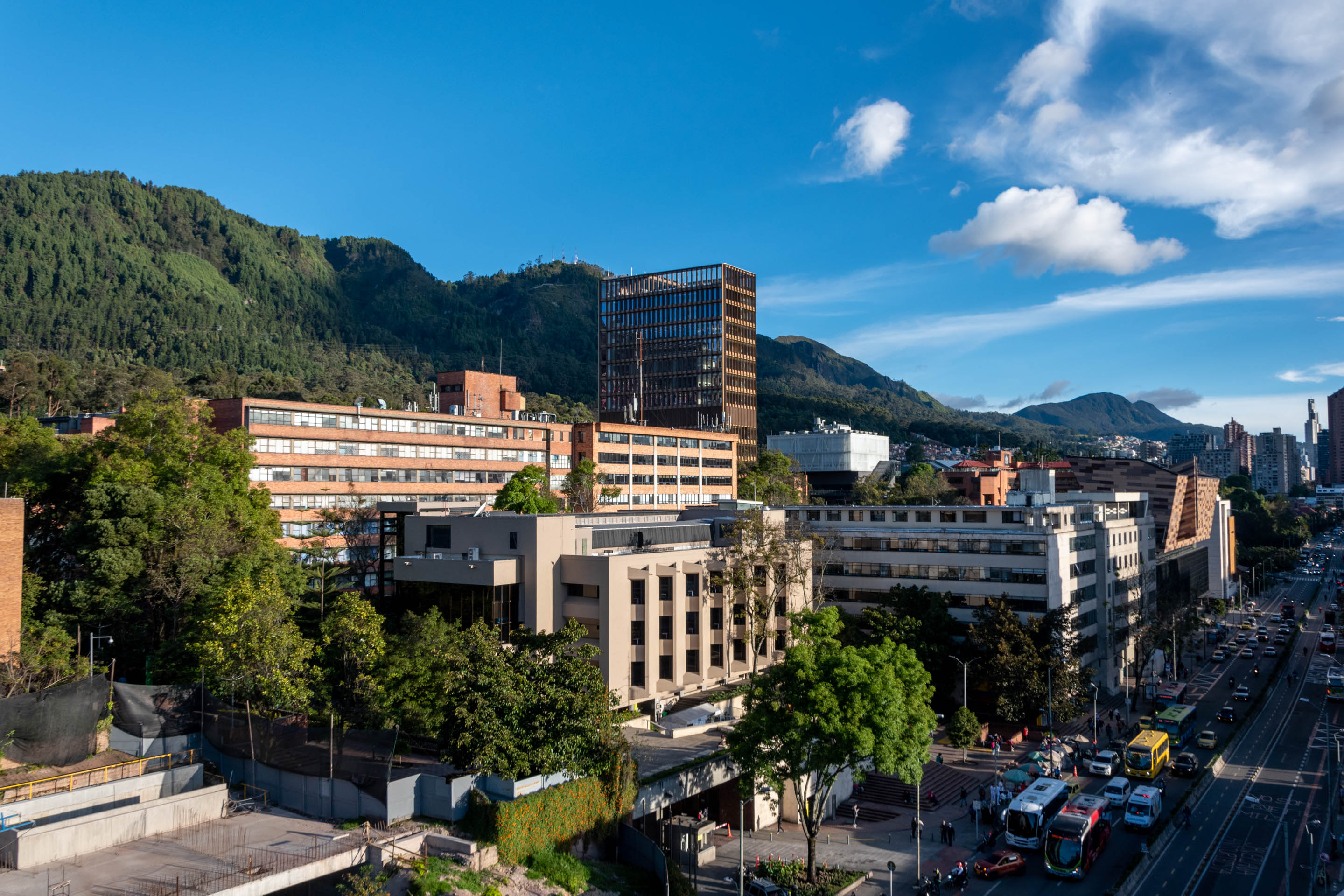 UNIVERSIDAD JAVERIANA 