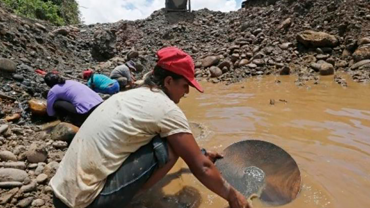 8AL Apertura Mineros Oct 21