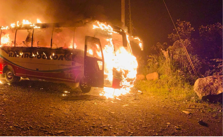 Queman bus en el Chocó