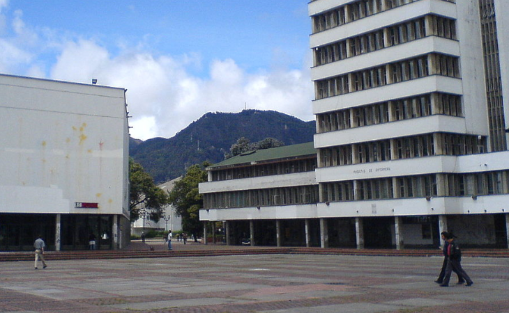 Fachada Universida Nacional 