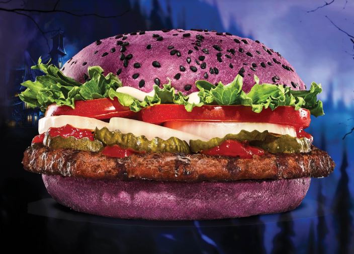 ¿Una whopper morada? Conozca la ‘Hamburguesa Halloween’