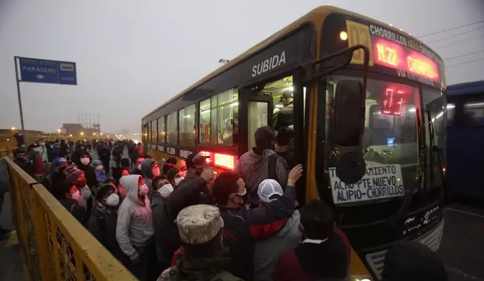 Transportistas en Perú