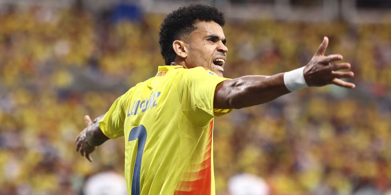 Luis Díaz con la camiseta de Colombia