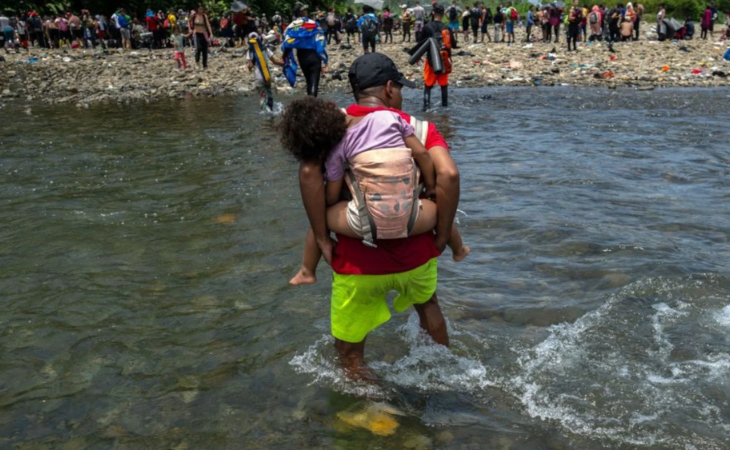 Niños en la selva del Darién