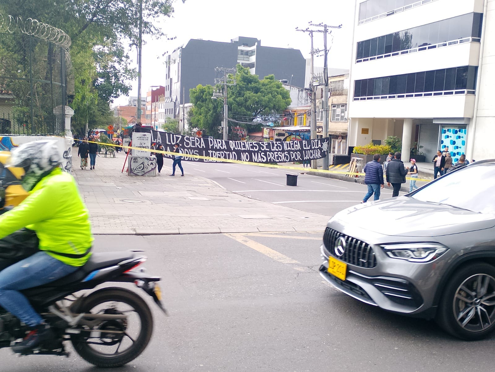  Bloqueo en la calle 73 con carrera 11