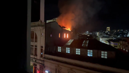 Incendio estructural en centro de Manizales