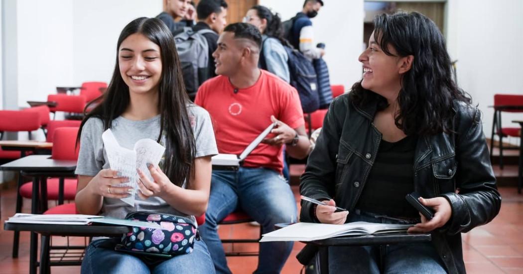 Abren becas para estudiar en la Universidad Libre y en la Fundación Universidad de América