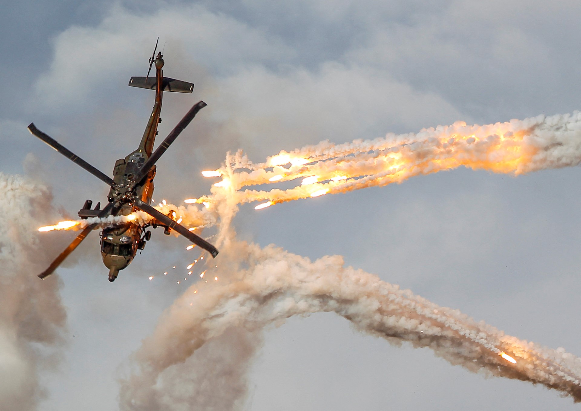 BLACK HAWK COLOMBIA