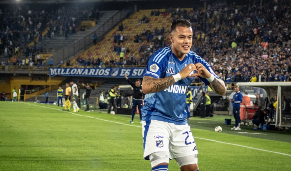 Leo Castro celebrando en El Campín 